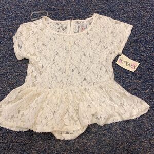 Ransom Lace Peplum Top sz. M NWT